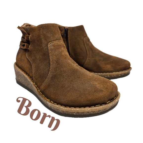 Born Womens Sz 7 Viana Ankle Boots Brown Suede Wedge Moccasins Look Distressed - Picture 1 of 10